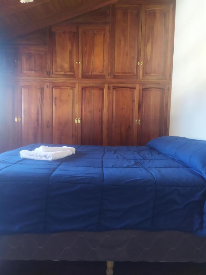Quarto Duplo com Banheiro Compartilhado